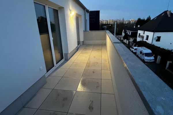 Pronájem bytu 5+kk 141 m², Podohradská, Praha Pronájem bytu 5+kk 141 m², Podohradská, Praha