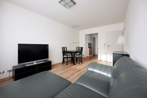 Pronájem bytu 2+kk 43 m², Machuldova, Praha Pronájem bytu 2+kk 43 m², Machuldova, Praha