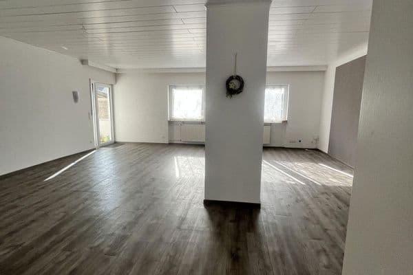 Pronájem bytu 4+kk 127 m², Römerberg Pronájem bytu 4+kk 127 m², Römerberg