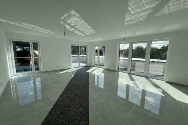 Pronájem bytu 4+1 163 m², Melle Pronájem bytu 4+1 163 m², Melle