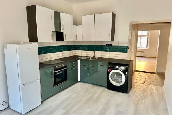 Pronájem bytu 2+kk 45 m², Šlikova, Praha Pronájem bytu 2+kk 45 m², Šlikova, Praha