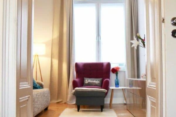 Pronájem bytu 2+1 36 m², Kanalstr. 64, Leverkusen Pronájem bytu 2+1 36 m², Kanalstr. 64, Leverkusen