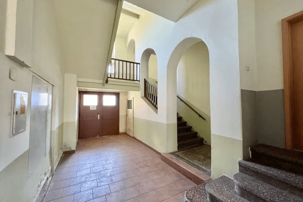 Pronájem bytu 3+1 92 m², Ritterstraße 15, Chemnitz, Sasko Pronájem bytu 3+1 92 m², Ritterstraße 15, Chemnitz, Sasko