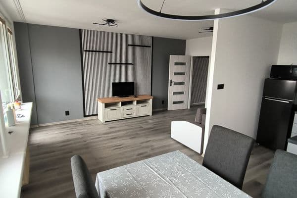 Pronájem bytu 3+1 68 m², Litvínovská, Praha Pronájem bytu 3+1 68 m², Litvínovská, Praha