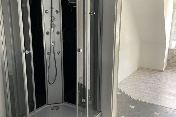 Pronájem bytu 2+1 65 m², Rosendahlerstr 23, gevelsberg Pronájem bytu 2+1 65 m², Rosendahlerstr 23, gevelsberg