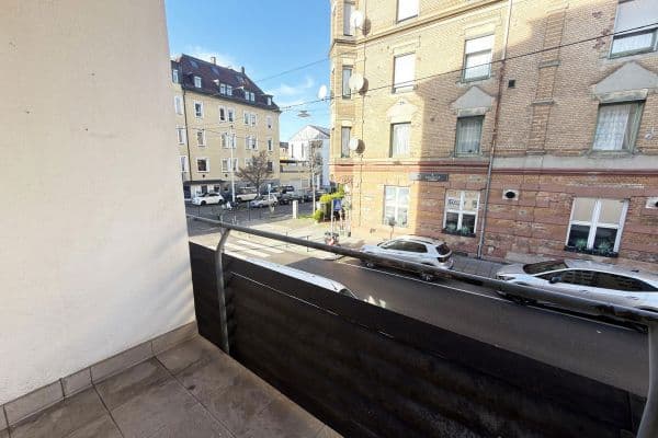 Pronájem bytu 1+1 40 m², Stuttgart, Bádensko-Württembersko Pronájem bytu 1+1 40 m², Stuttgart, Bádensko-Württembersko