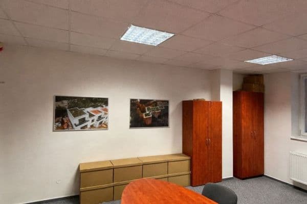 Pronájem kanceláře 32 m², Purkyňova, Brno Pronájem kanceláře 32 m², Purkyňova, Brno