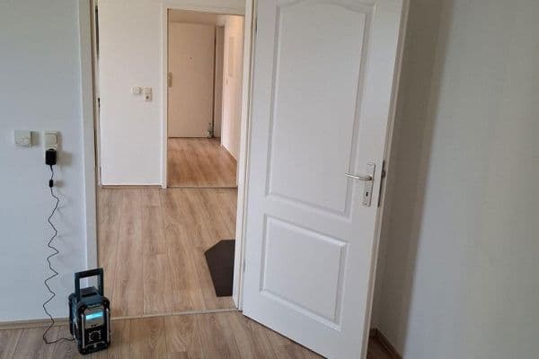 Pronájem bytu 2+kk 50 m², Langquaid Pronájem bytu 2+kk 50 m², Langquaid