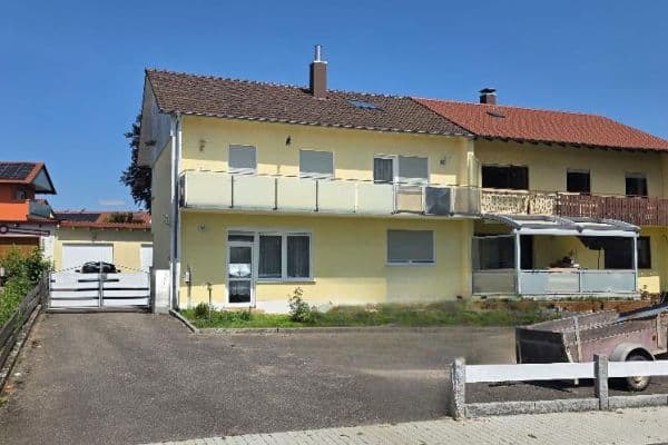 Prodej domu 176 m², pozemek 680 m², Wagenbacherstrasse, Siegelsbach Prodej domu 176 m², pozemek 680 m², Wagenbacherstrasse, Siegelsbach