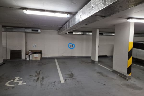 Pronájem garáže 17 m², Bratislavská, Praha Pronájem garáže 17 m², Bratislavská, Praha