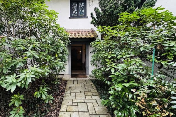 Prodej domu 365 m², pozemek 1.250 m², Saarbrücken Prodej domu 365 m², pozemek 1.250 m², Saarbrücken