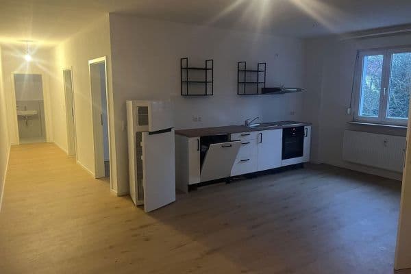 Pronájem bytu 3+1 75 m², Rheinstraße 214, Ingelheim Pronájem bytu 3+1 75 m², Rheinstraße 214, Ingelheim