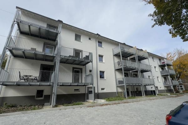 Pronájem bytu 3+1 60 m², Sperberstr. 26, Villingen-Schwenningen, Bádensko-Württembersko Pronájem bytu 3+1 60 m², Sperberstr. 26, Villingen-Schwenningen, Bádensko-Württembersko