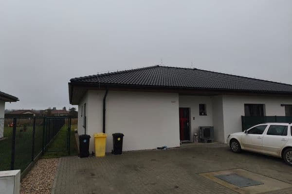 Pronájem bytu 2+kk 49 m², U Luk, Tišice Pronájem bytu 2+kk 49 m², U Luk, Tišice