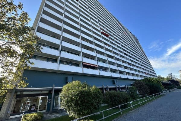 Pronájem bytu 1+1 36 m², Drygalski-Allee 118, München, Bavorsko Pronájem bytu 1+1 36 m², Drygalski-Allee 118, München, Bavorsko