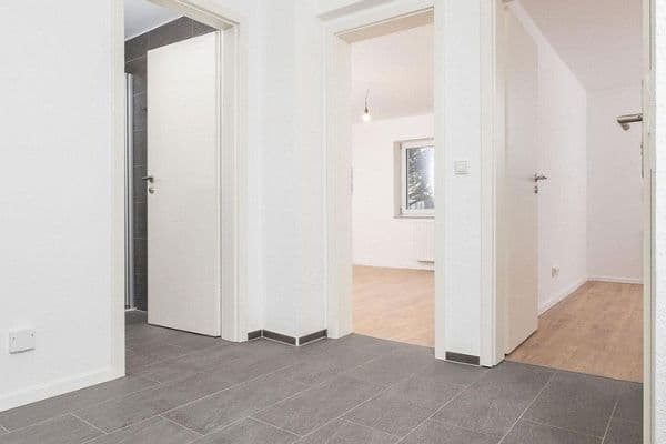 Pronájem bytu 2+1 36 m², Glatzer Straße, Köln, Severní Porýní-Vestfálsko Pronájem bytu 2+1 36 m², Glatzer Straße, Köln, Severní Porýní-Vestfálsko
