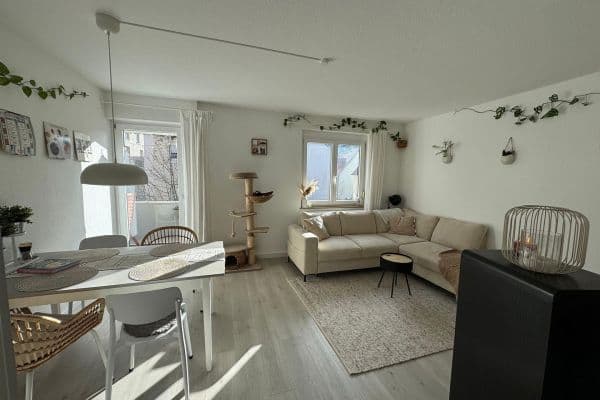 Pronájem bytu 2+1 61 m², Brandgasse 10, Stuttgart, Bádensko-Württembersko Pronájem bytu 2+1 61 m², Brandgasse 10, Stuttgart, Bádensko-Württembersko