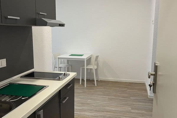 Pronájem bytu 1+kk 30 m², Gumprechtstr. 2, Köln, Severní Porýní-Vestfálsko Pronájem bytu 1+kk 30 m², Gumprechtstr. 2, Köln, Severní Porýní-Vestfálsko