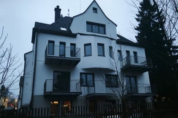 Pronájem bytu 3+kk 61 m², Jižní, Jablonec nad Nisou Pronájem bytu 3+kk 61 m², Jižní, Jablonec nad Nisou