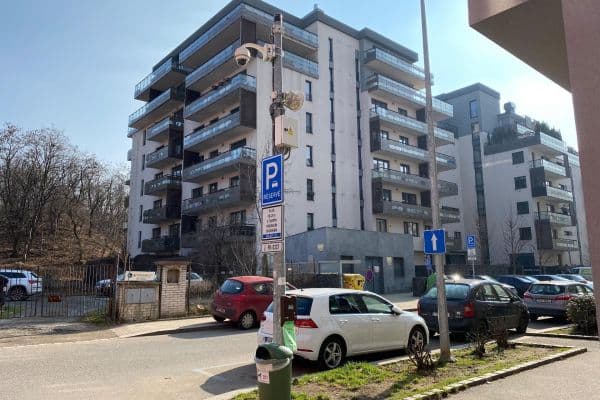 Pronájem bytu 2+kk 56 m², V Mezihoří, Praha Pronájem bytu 2+kk 56 m², V Mezihoří, Praha