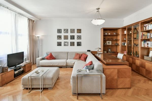 Pronájem bytu 95 m², Haštalská, Praha Pronájem bytu 95 m², Haštalská, Praha