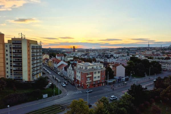 Prodej bytu 3+1 73 m², Průběžná, Praha Prodej bytu 3+1 73 m², Průběžná, Praha