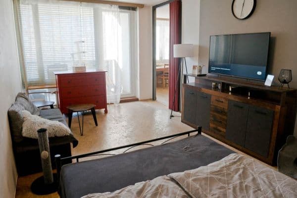 Pronájem bytu 2+1 57 m², Taussigova, Praha Pronájem bytu 2+1 57 m², Taussigova, Praha