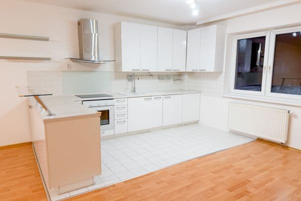 Pronájem bytu 2+kk 61 m², Ďáblická, Praha Pronájem bytu 2+kk 61 m², Ďáblická, Praha