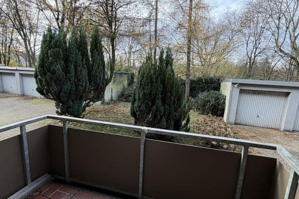 Pronájem bytu 2+1 55 m², Windmühlenstr. 44, Essen Pronájem bytu 2+1 55 m², Windmühlenstr. 44, Essen