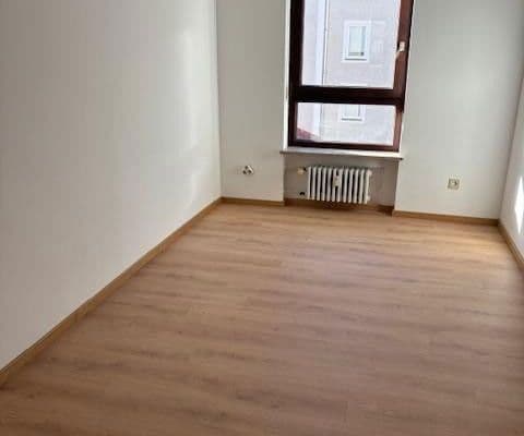 Pronájem bytu 3+1 83 m², München, Bavorsko Pronájem bytu 3+1 83 m², München, Bavorsko