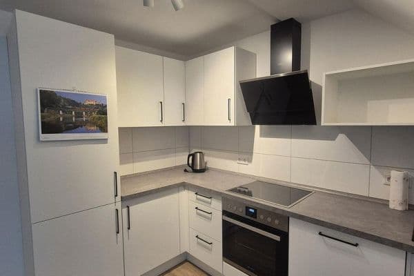 Pronájem bytu 2+kk 72 m², Burgallee 36, Hanau Pronájem bytu 2+kk 72 m², Burgallee 36, Hanau