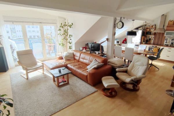 Pronájem bytu 3+1 102 m², Darmstadt Pronájem bytu 3+1 102 m², Darmstadt