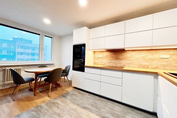 Pronájem bytu 3+kk 68 m², Děčínská, Kladno, Středočeský kraj Pronájem bytu 3+kk 68 m², Děčínská, Kladno, Středočeský kraj