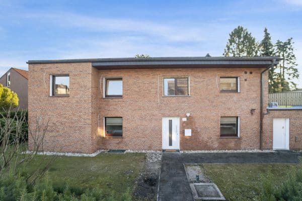 Prodej domu 109 m², pozemek 358 m², Karnaper Straße 49, Hilden Prodej domu 109 m², pozemek 358 m², Karnaper Straße 49, Hilden