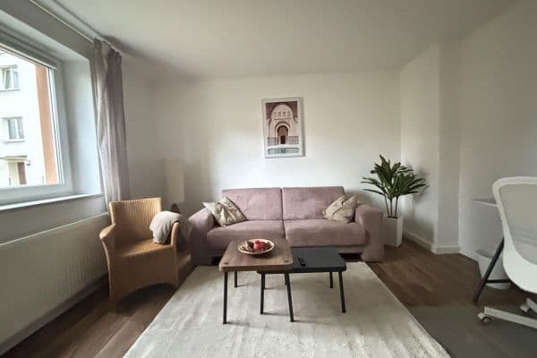 Pronájem bytu 2+1 56 m², Lerchenfeldstraße 4, Regensburg, Bavorsko Pronájem bytu 2+1 56 m², Lerchenfeldstraße 4, Regensburg, Bavorsko