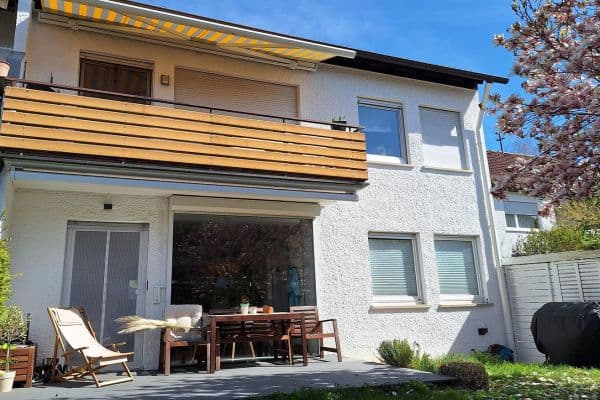 Prodej bytu 3+1 90 m², Ostfildern Prodej bytu 3+1 90 m², Ostfildern