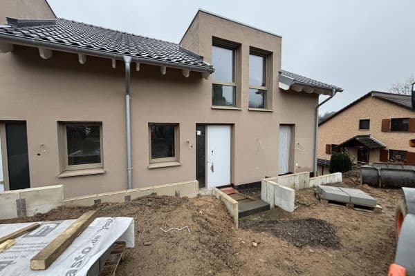 Prodej bytu 4+1 140 m², Neunkirchen-Seelscheid Prodej bytu 4+1 140 m², Neunkirchen-Seelscheid
