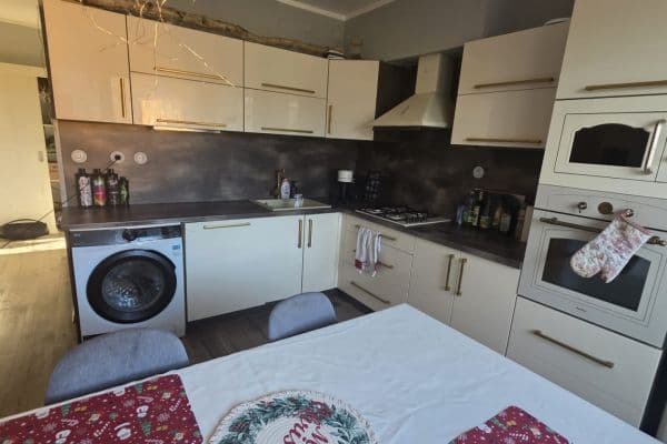 Prodej bytu 3+1 73 m², 1. máje, Železná Ruda Prodej bytu 3+1 73 m², 1. máje, Železná Ruda