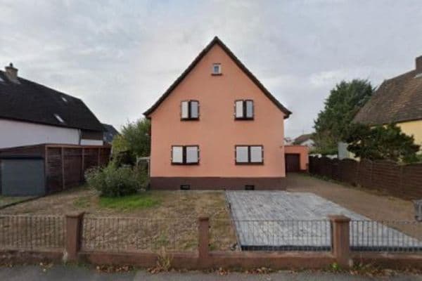Prodej domu 195 m², pozemek 956 m², Rheintalstraße 12, Schwetzingen Prodej domu 195 m², pozemek 956 m², Rheintalstraße 12, Schwetzingen