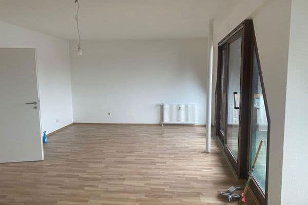 Pronájem bytu 3+1 92 m², Cord-Steding-Straße 36, Bremen Pronájem bytu 3+1 92 m², Cord-Steding-Straße 36, Bremen