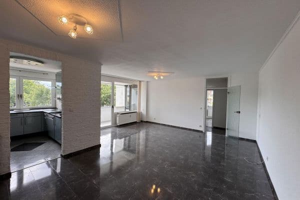 Pronájem bytu 4+1 94 m², Mainz Pronájem bytu 4+1 94 m², Mainz