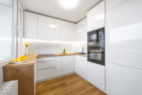 Prodej bytu 3+kk 87 m², Baškirská, Praha Prodej bytu 3+kk 87 m², Baškirská, Praha