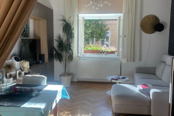 Pronájem bytu 2+1 64 m², Letohradská, Praha Pronájem bytu 2+1 64 m², Letohradská, Praha