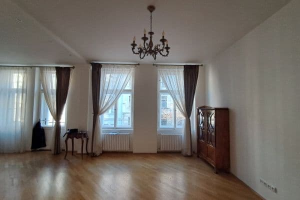 Pronájem bytu 3+kk 111 m², Anny Letenské, Praha Pronájem bytu 3+kk 111 m², Anny Letenské, Praha