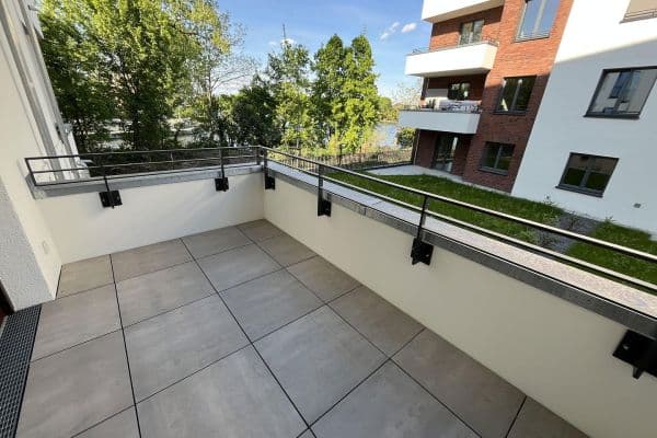 Pronájem bytu 3+1 98 m², Regattastr. 5, Berlin, Berlín Pronájem bytu 3+1 98 m², Regattastr. 5, Berlin, Berlín