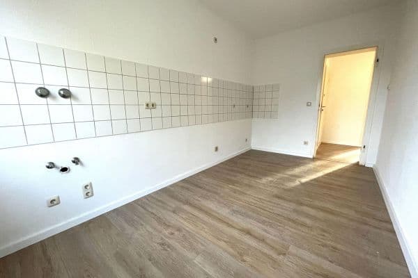 Pronájem bytu 2+1 51 m², Baasstr. 9, Essen, Severní Porýní-Vestfálsko Pronájem bytu 2+1 51 m², Baasstr. 9, Essen, Severní Porýní-Vestfálsko