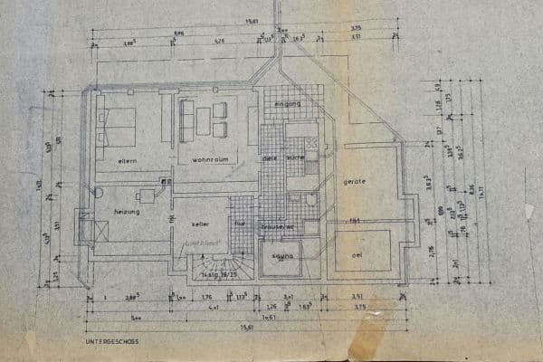 Prodej domu 250 m², pozemek 1.200 m², Rosenstr.4, Breitscheid-Siebenmorgen Prodej domu 250 m², pozemek 1.200 m², Rosenstr.4, Breitscheid-Siebenmorgen