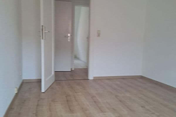 Pronájem bytu 2+1 44 m², Othmarsweg 5, Naumburg Pronájem bytu 2+1 44 m², Othmarsweg 5, Naumburg