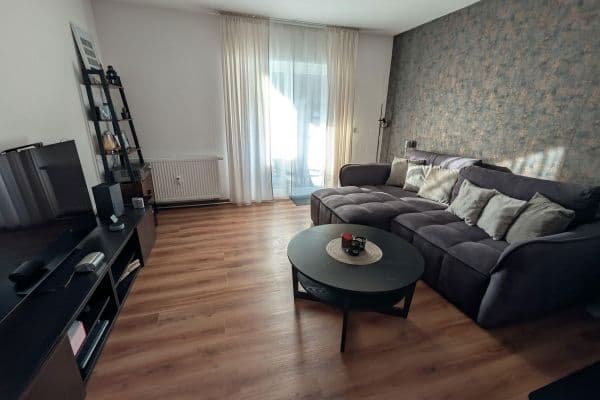 Pronájem bytu 2+1 74 m², Mühlhausenerstr. 30, Östringen Pronájem bytu 2+1 74 m², Mühlhausenerstr. 30, Östringen