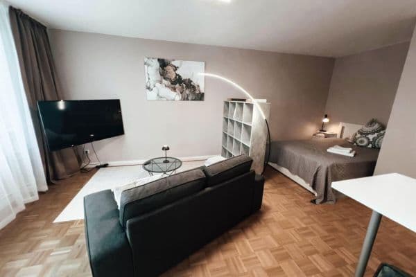 Pronájem bytu 1+1 36 m², Max-Planck-Straße 22, Heusenstamm Pronájem bytu 1+1 36 m², Max-Planck-Straße 22, Heusenstamm